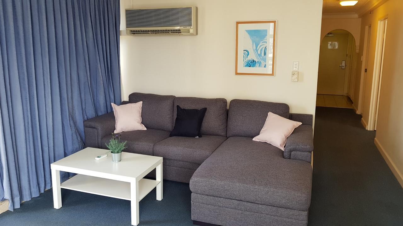 Beach Comber Appartement Gold Coast Buitenkant foto